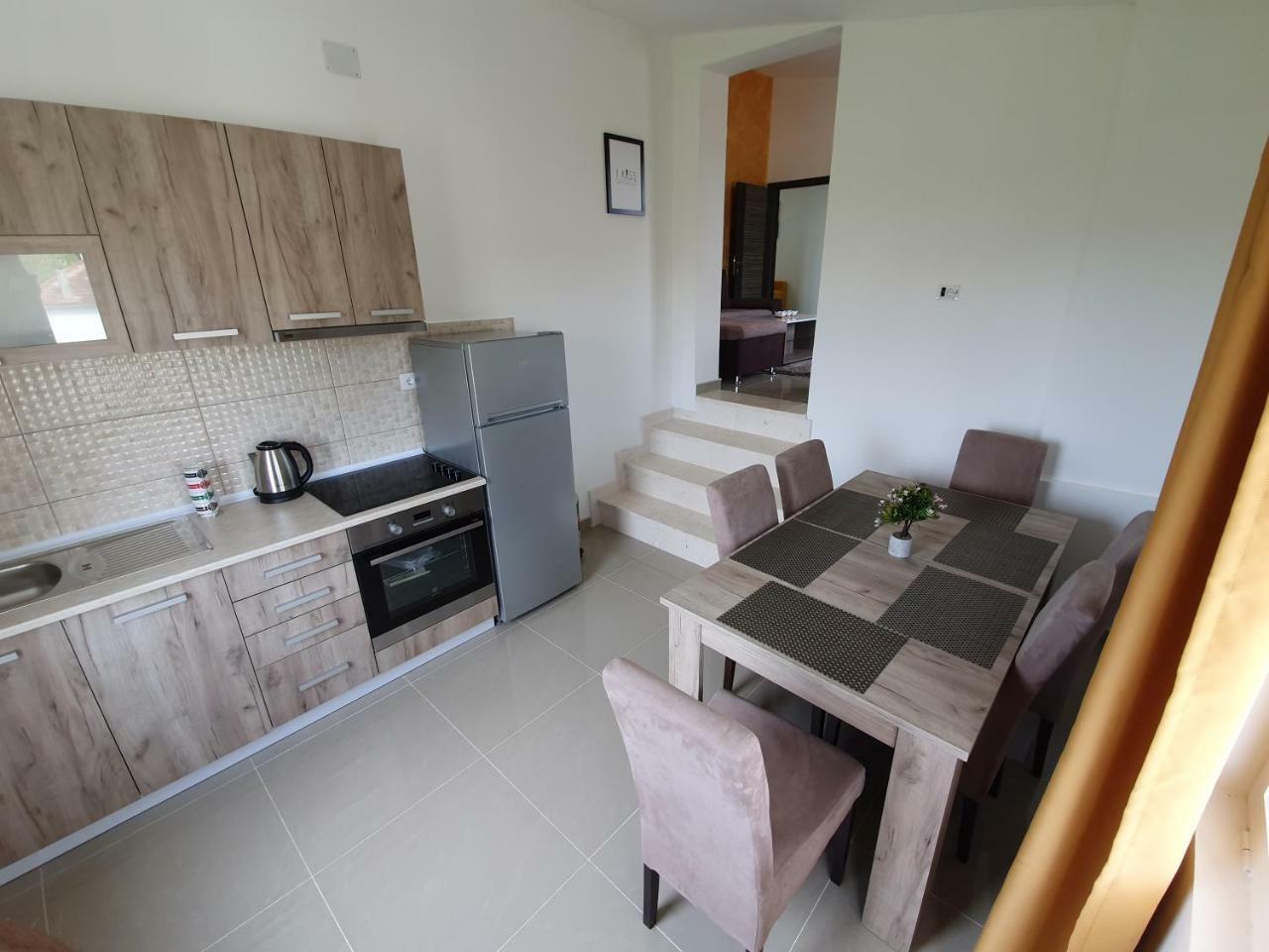 Apartments Melbourne Ulcinj Zewnętrze zdjęcie