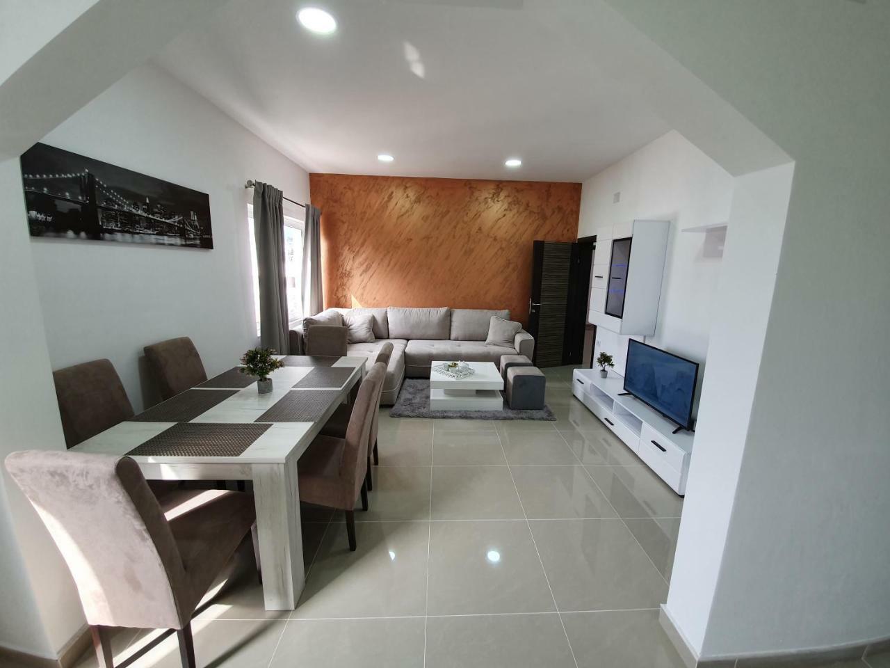 Apartments Melbourne Ulcinj Zewnętrze zdjęcie