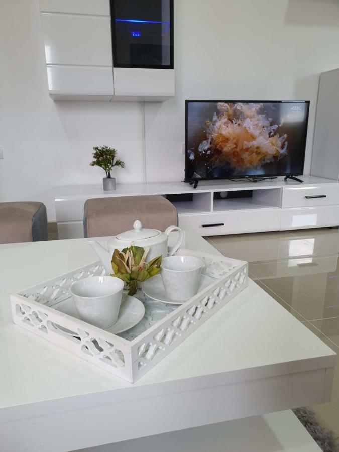 Apartments Melbourne Ulcinj Zewnętrze zdjęcie