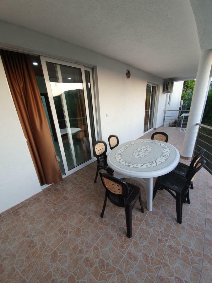 Apartments Melbourne Ulcinj Zewnętrze zdjęcie