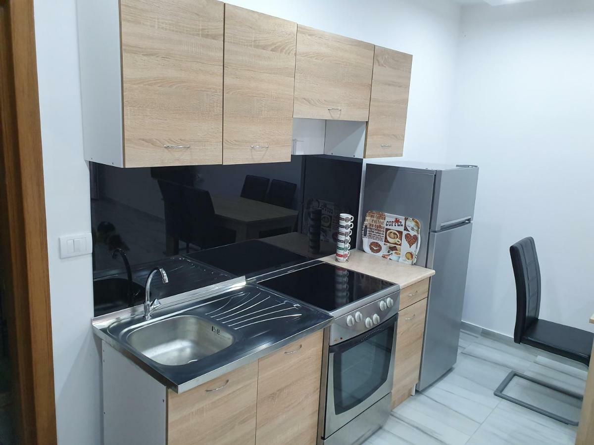 Apartments Melbourne Ulcinj Zewnętrze zdjęcie